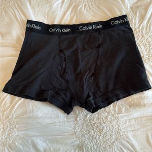 CALVIN KLEIN Men’s briefs, size M